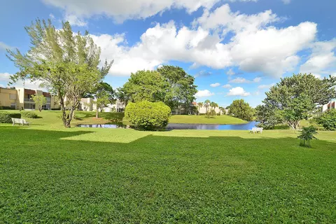 829 Camino Rd #112-B, Delray Beach, FL 33445