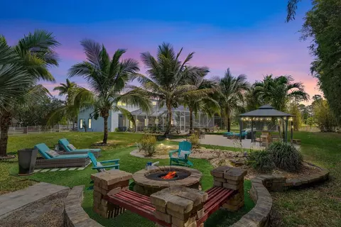 13520 Temple Blvd, The Acreage, FL 33412