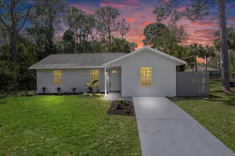 446 San Luis SW, Palm Bay, FL 32908