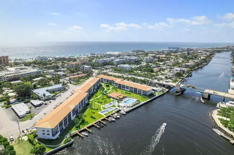 101 NE 19th Ave #208, Deerfield Beach, FL 33441