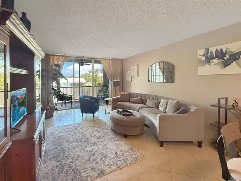 777 S Federal Hwy #209N, Pompano Beach, FL 33062