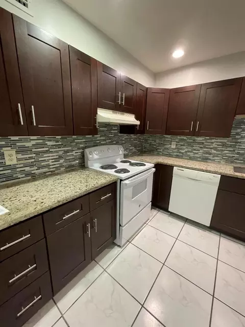 642 NW 13th St #31, Boca Raton, FL 33486
