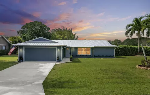 5620 SE Paramount Dr, Stuart, FL 34997