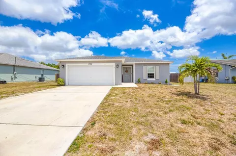 1709 SW Monterrey Ln, Port Saint Lucie, FL 34953