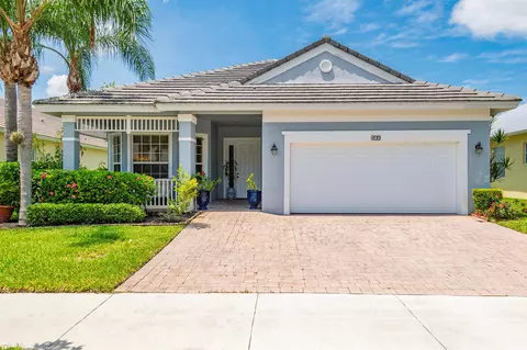 109 NW Pleasant Grove Way, Port Saint Lucie, FL 34986