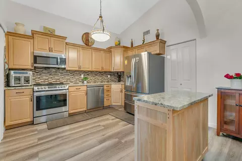 4389 Willow Pond Cir, West Palm Beach, FL 33417