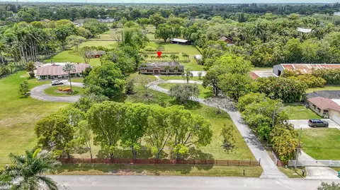 17610 SW 61 Ct, Southwest Ranches, FL 33331