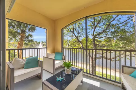 2725 Anzio 203 Ct #203, Palm Beach Gardens, FL 33410