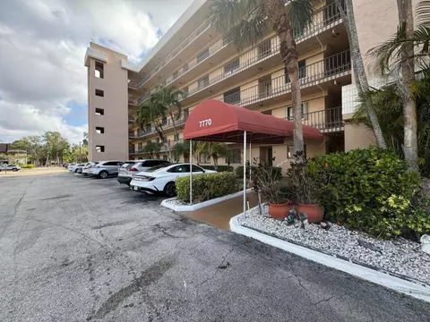 7770 Tahiti #501, Lake Worth, FL 33467