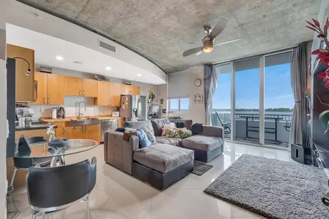 300 S Australian Ave #409, West Palm Beach, FL 33401