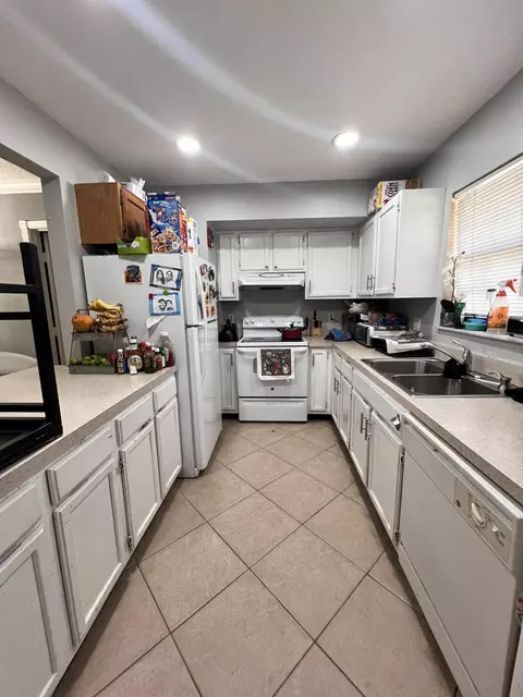 2259 Linton Rdg #G11, Delray Beach, FL 33444