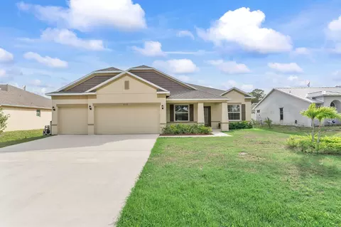 2132 SW Vista Rd, Port Saint Lucie, FL 34953