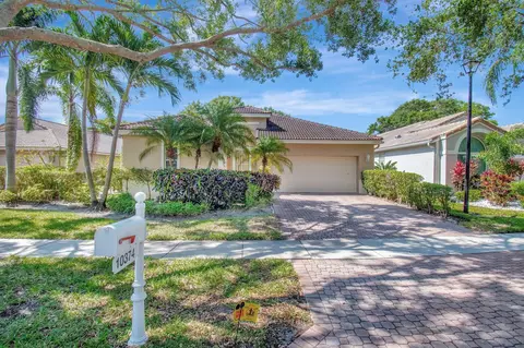 10374 Copper Lake Dr, Boynton Beach, FL 33437