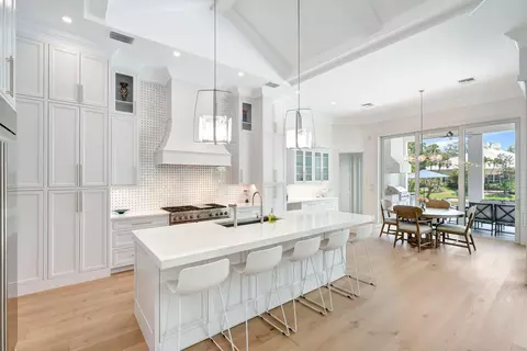 Kitchen - 201 Shores Dr, Vero Beach, FL 32963 photo 1 of 3