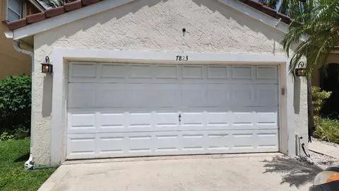 7823 Springfield Lake Dr, Lake Worth, FL 33467