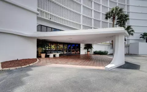 Undisclosed, South Palm Beach, FL 33480