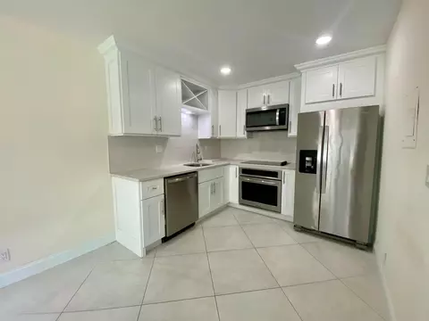 296 Burgundy G, Delray Beach, FL 33484
