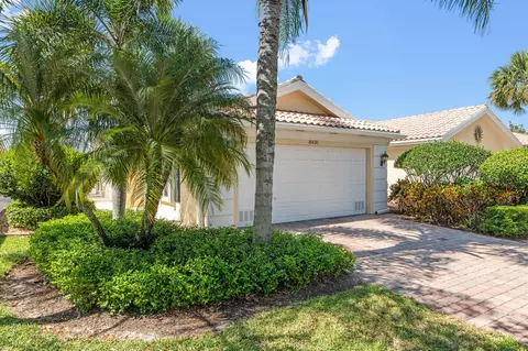 8430 Saint Johns Ct, Wellington, FL 33411