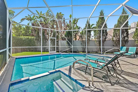 21 Windsor Ln, Palm Beach Gardens, FL 33418