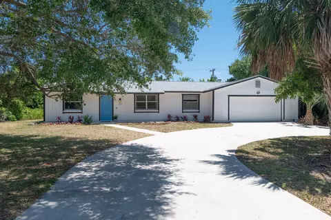8045 45th Way N, Palm Beach Gardens, FL 33418