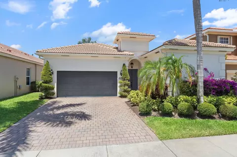 5828 Via De La Plata Cir, Delray Beach, FL 33484