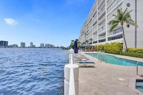 17700 N Bay Rd #702, Sunny Isles Beach, FL 33160