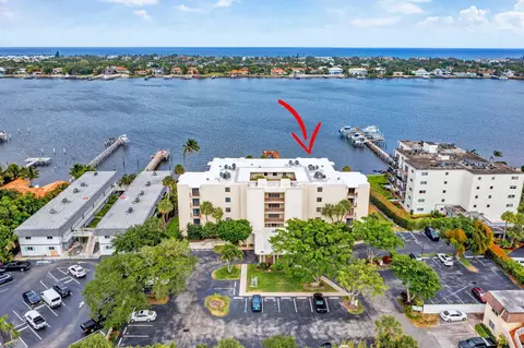 1202 S Lake Dr #404, Lantana, FL 33462