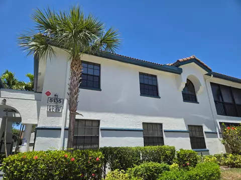 5135 Floria Dr #G, Boynton Beach, FL 33437