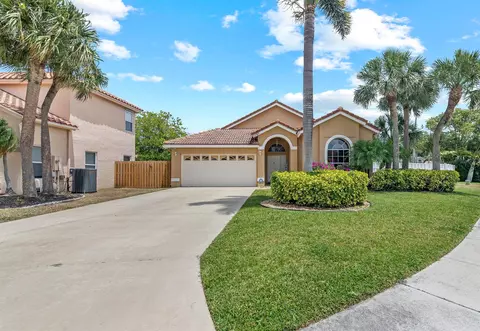 7795 Hoffy Cir, Lake Worth, FL 33467