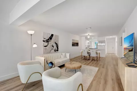 1150 Boxwood Dr #203, Delray Beach, FL 33445