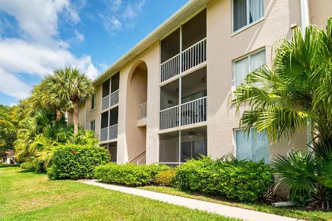 13791 Oneida Dr #E1, Delray Beach, FL 33446