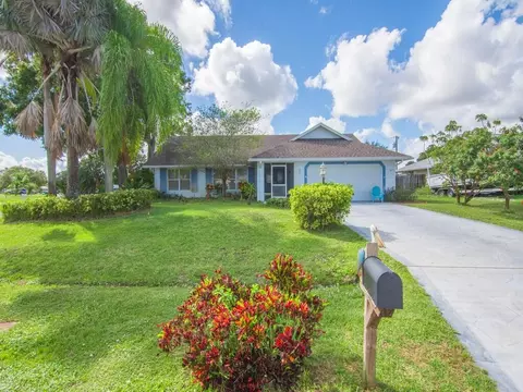742 SE Whitmore, Port Saint Lucie, FL 34984