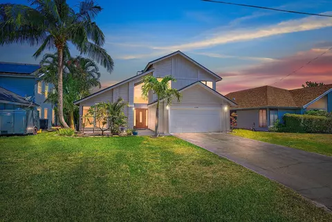 6089 Adams St, Jupiter, FL 33458
