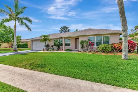 11390 Chipmunk Dr, Boca Raton, FL 33428