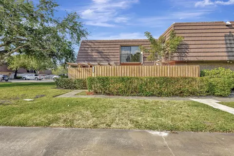 1621 16th Ln, Palm Beach Gardens, FL 33418