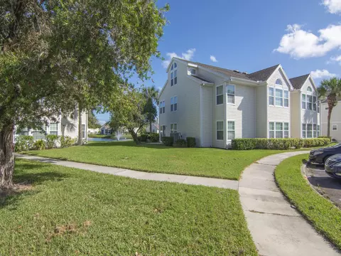 1840 Waterford Dr #3, Vero Beach, FL 32966