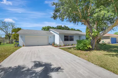 245 Bilbao St, Royal Palm Beach, FL 33411