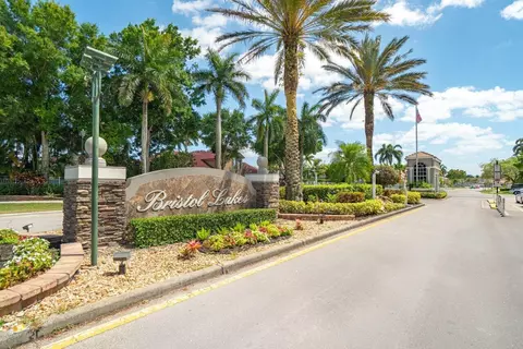 7165 Brunswick Cir, Boynton Beach, FL 33472