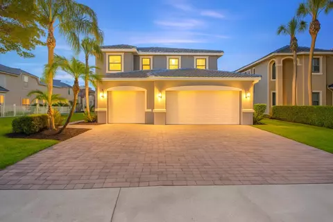 8092 Viale Matera, Lake Worth, FL 33467
