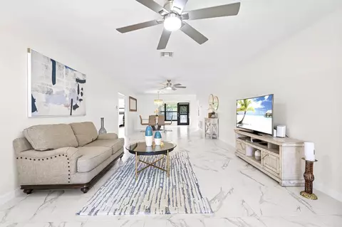 4670 Laurel Tree Rd #A, Boynton Beach, FL 33436