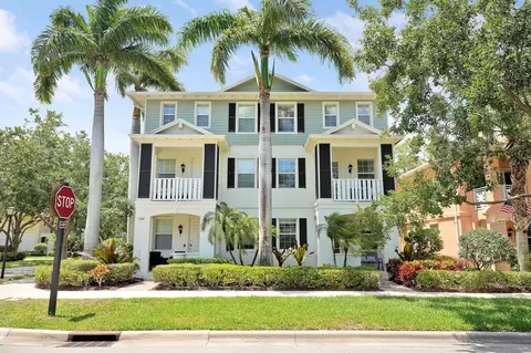 3320 W Community Dr, Jupiter, FL 33458