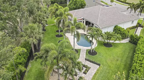 10569 Oak Meadow Ln, Lake Worth, FL 33449