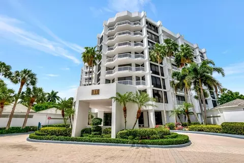 20290 Fairway Oaks Dr #221, Boca Raton, FL 33434