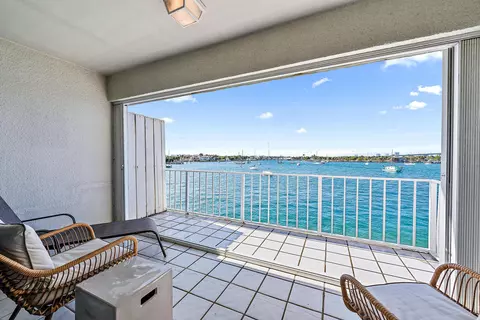 1051 Sugar Sands Blvd #352, Riviera Beach, FL 33404
