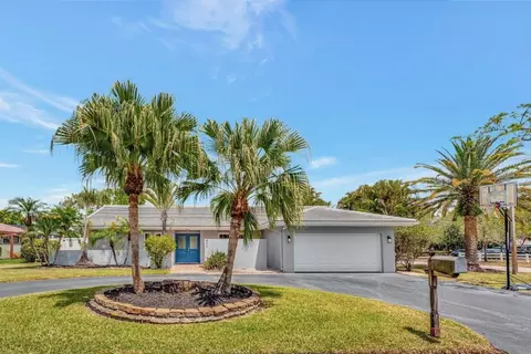611 NW 101st, Coral Springs, FL 33071