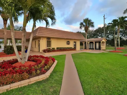 151 Plantation Blvd, Lake Worth, FL 33467