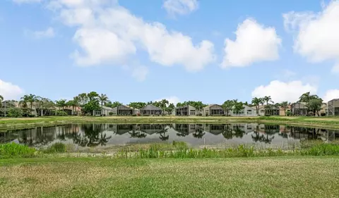 7751 Ocean Sunset Dr, Lake Worth, FL 33467