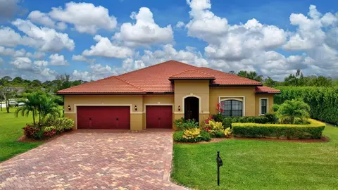 964 SW Canoe Crk, Palm City, FL 34990