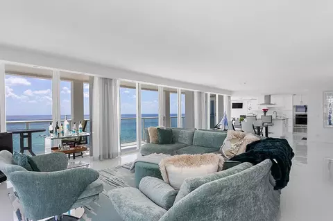 2800 S Ocean Blvd #14A, Boca Raton, FL 33432