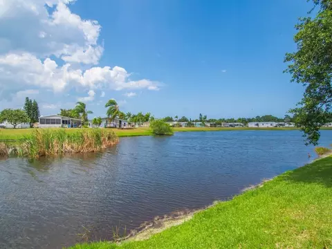 5630 Hemingway Ct, Fort Pierce, FL 34982